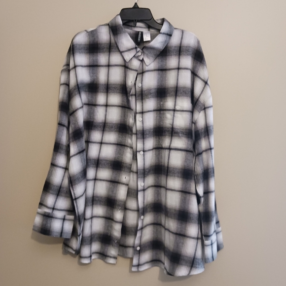 H&M Plaid Long Sleeve Shirt - Picture 2 of 7